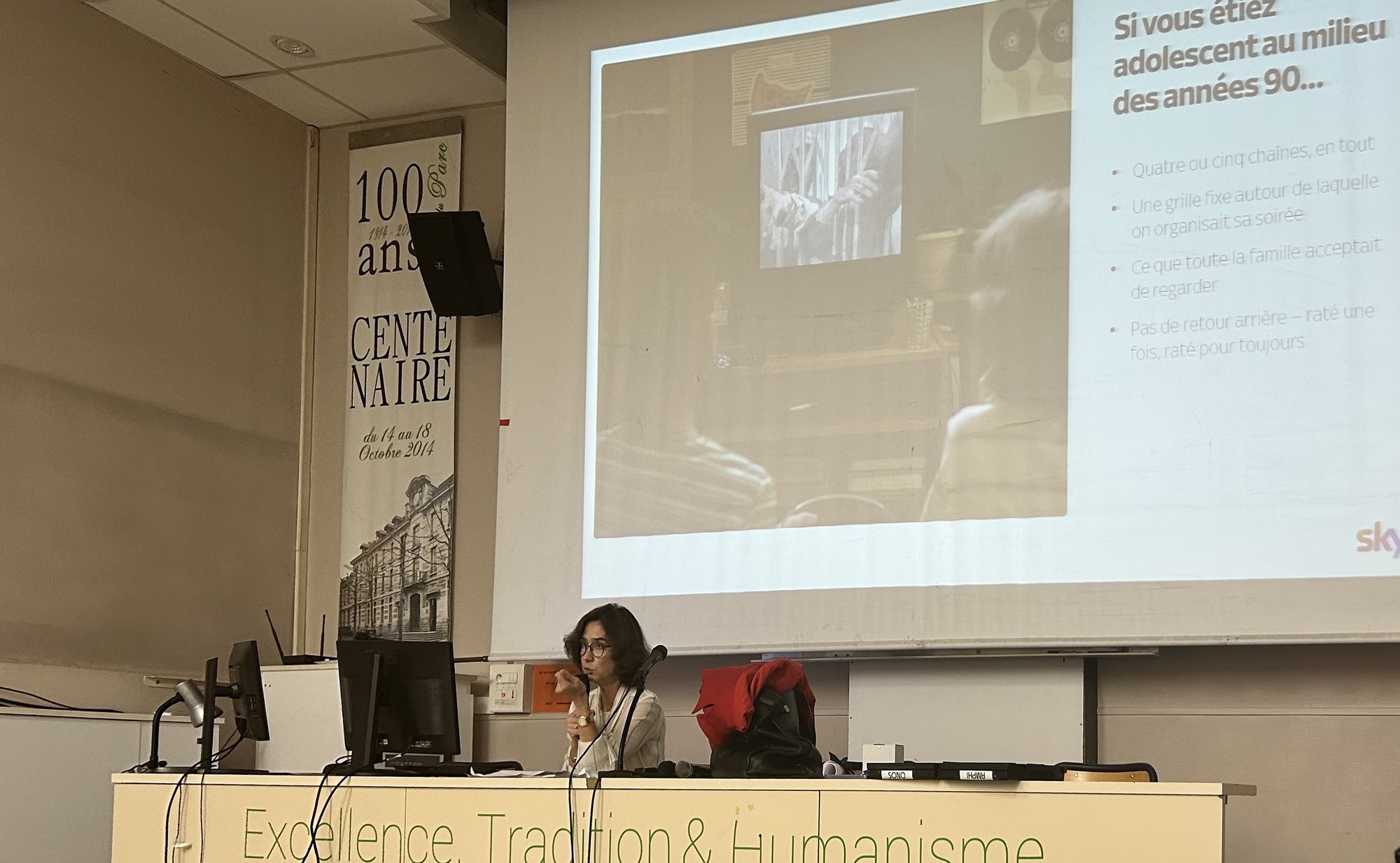 Conférence dans l'amphithéâtre du lycée